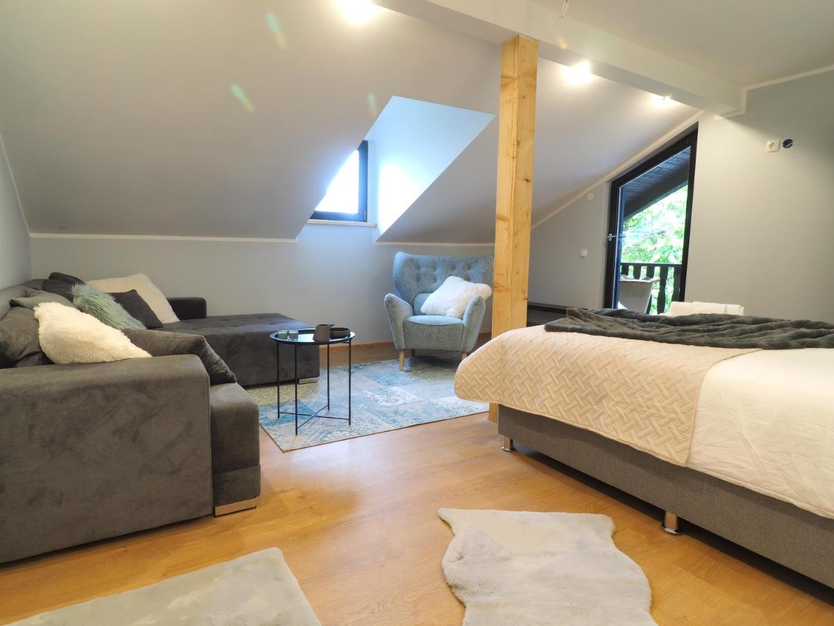Guest House Sara Latin מראה חיצוני תמונה