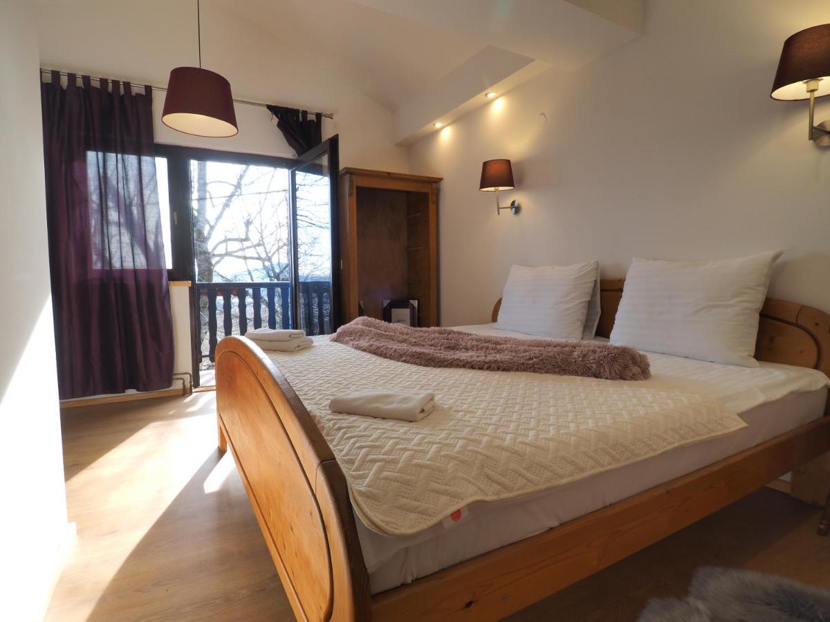 Guest House Sara Latin מראה חיצוני תמונה