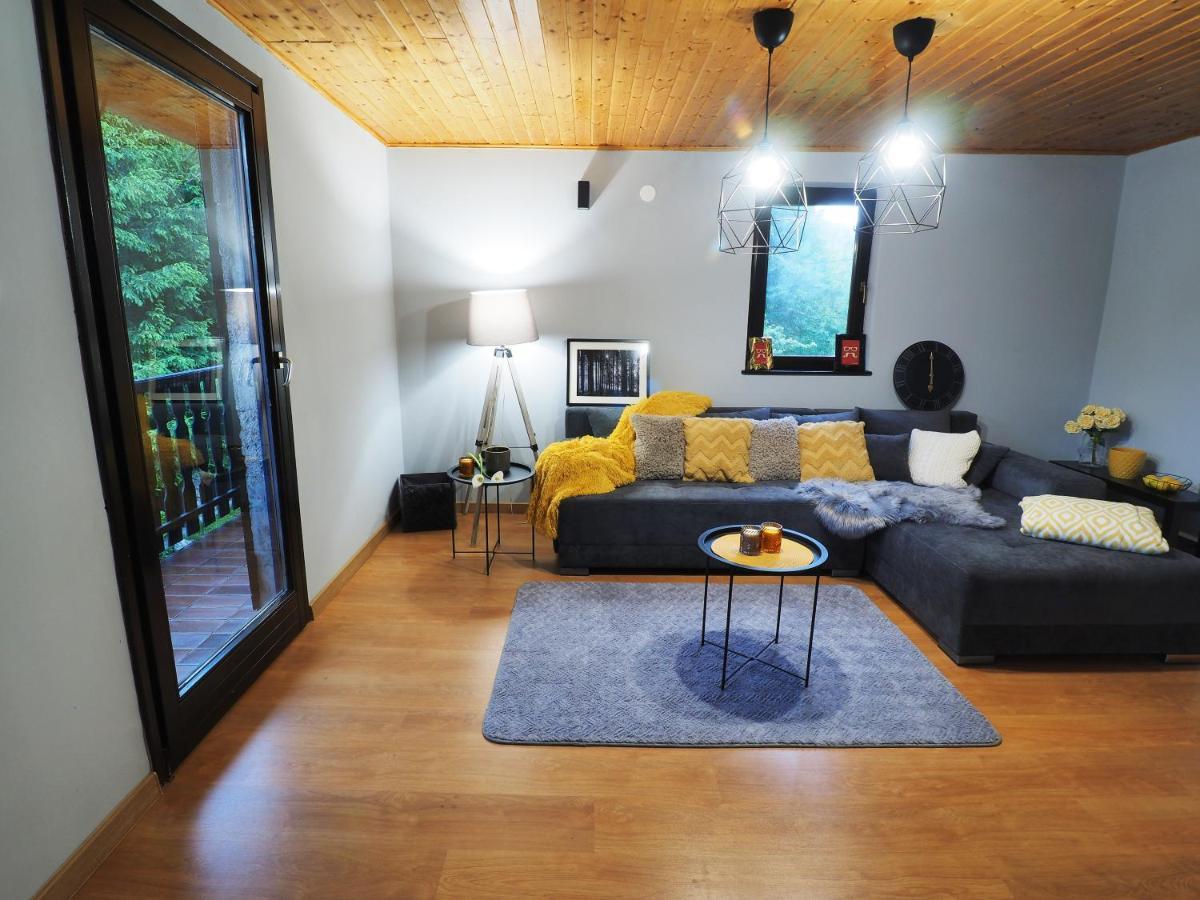 Guest House Sara Latin מראה חיצוני תמונה